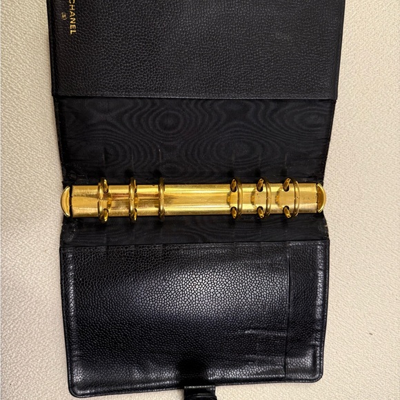 Vintage CHANEL Agenda - Picture 4 of 16